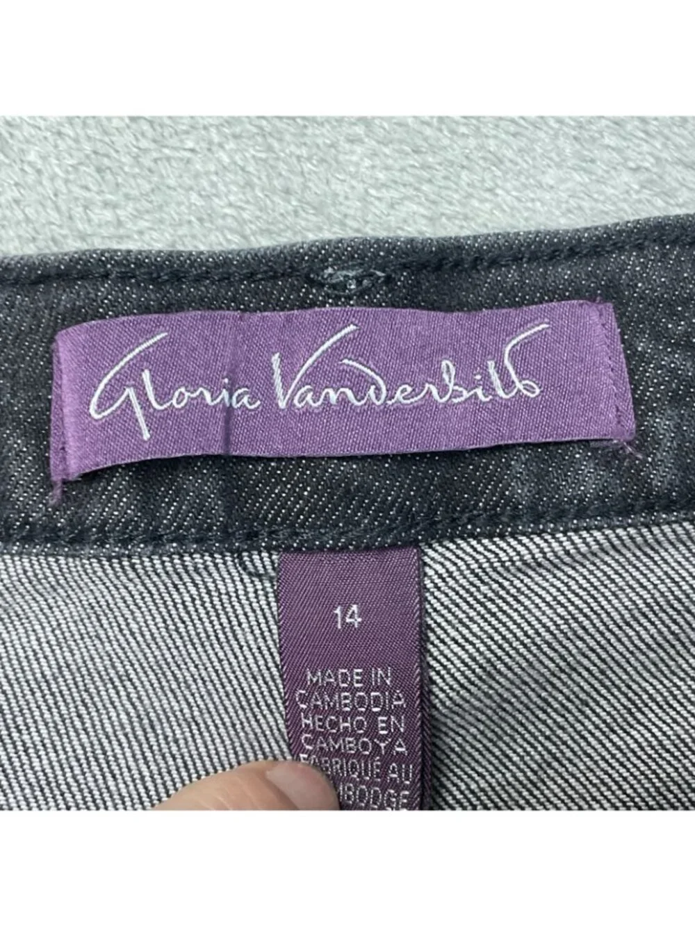 NWT Gloria Vanderbilt Women's 14 Amanda Relaxed Straight Jeans High Grey  F1213